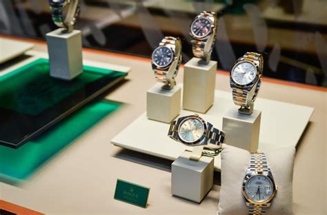 Rolex, la verità sulle liste d'attesa: solo così puoi averne uno ma è 